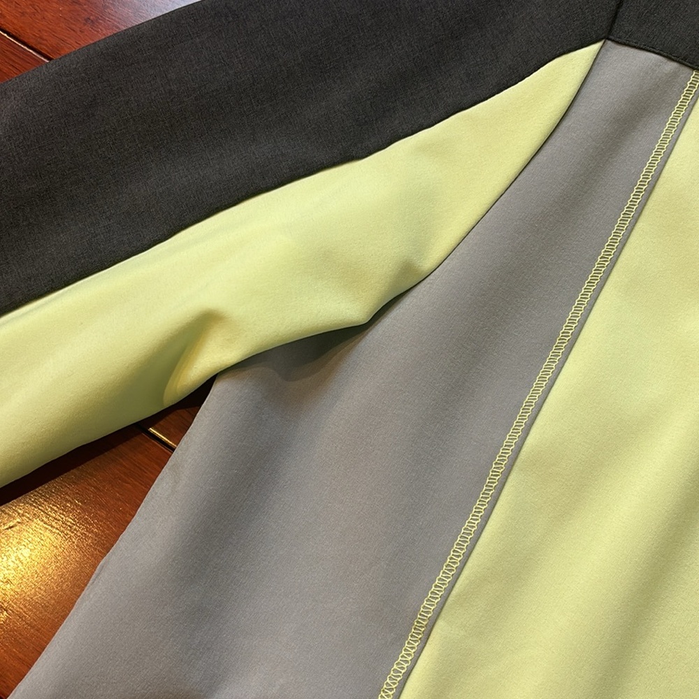 Cherokee Infinity Scrub Jacket - Picture 3 of 6